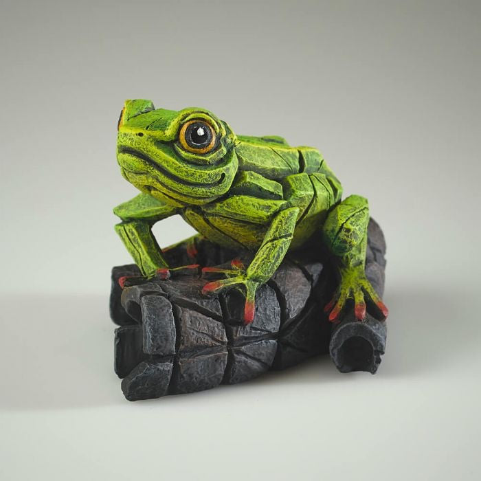 EDGE SCULPTURE TREE FROG FIGURE