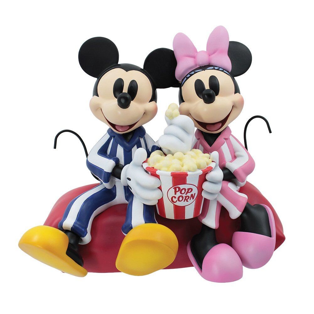 Disney Showcase Mickey and Minnie Movie Night