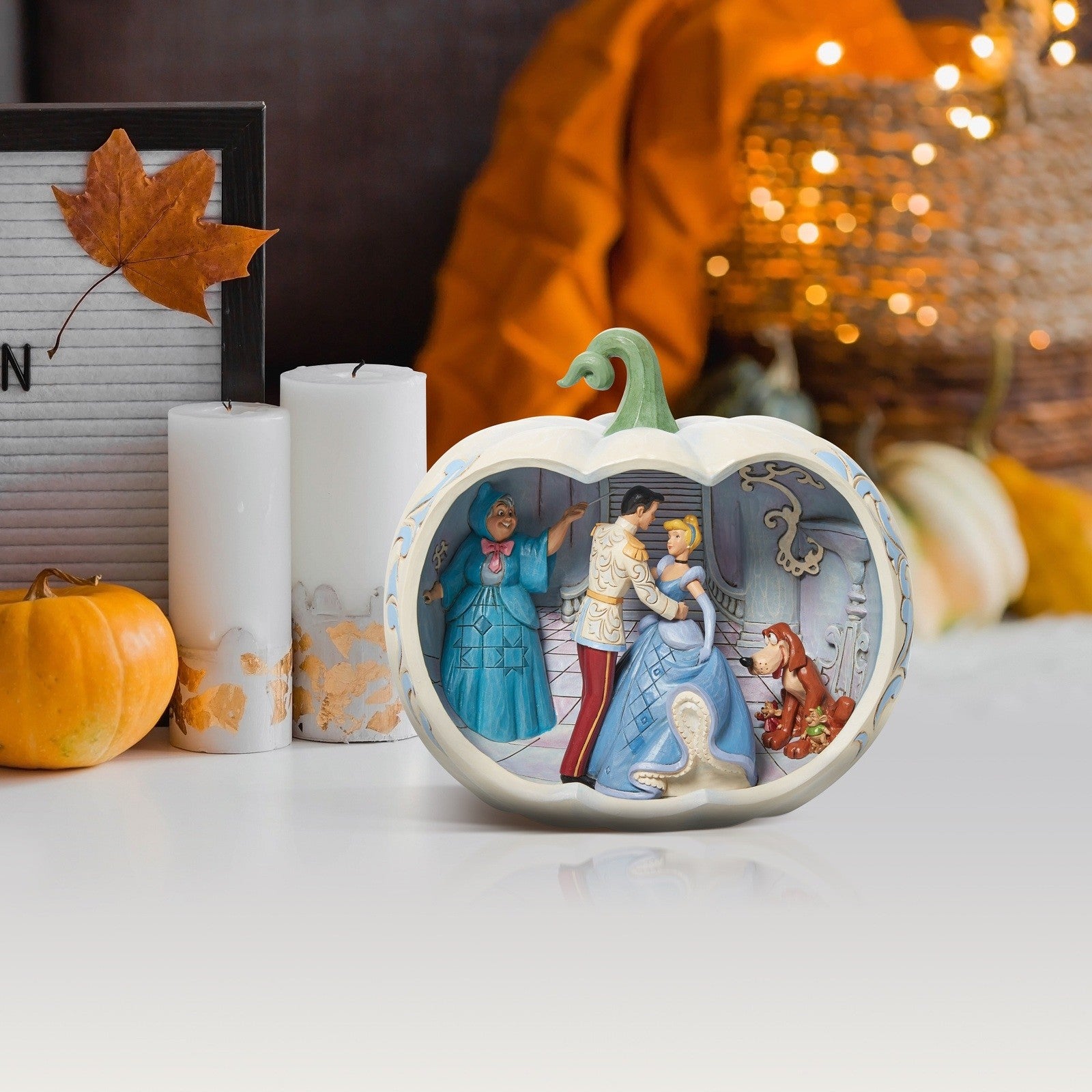 DISNEY TRADITIONS BY JIM SHORE CINDERELLA CARRAIGE SCENE IN PUMPKIN FIGURINE