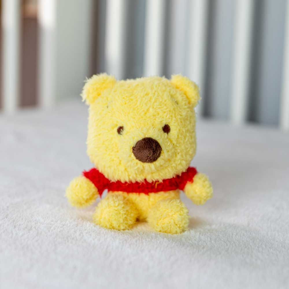 DISNEY BABY PLUSH CUTEEZE WINNIE THE POOH 13CM