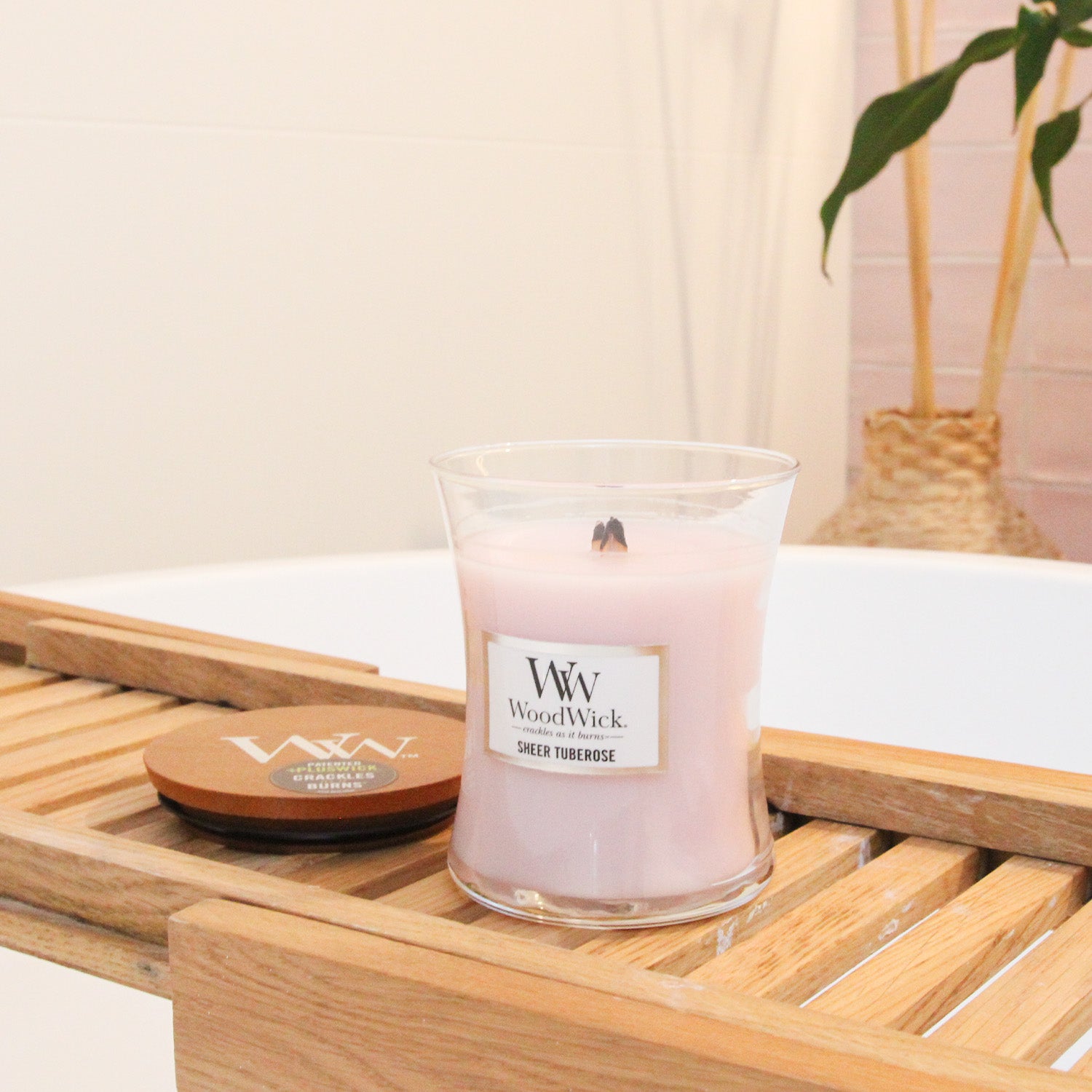 WOODWICK CANDLE MEDIUM SHEER TUBEROSE