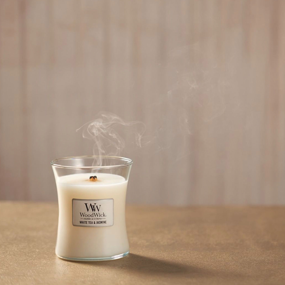 WOODWICK CANDLE MEDIUM WHITE TEA & JASMINE