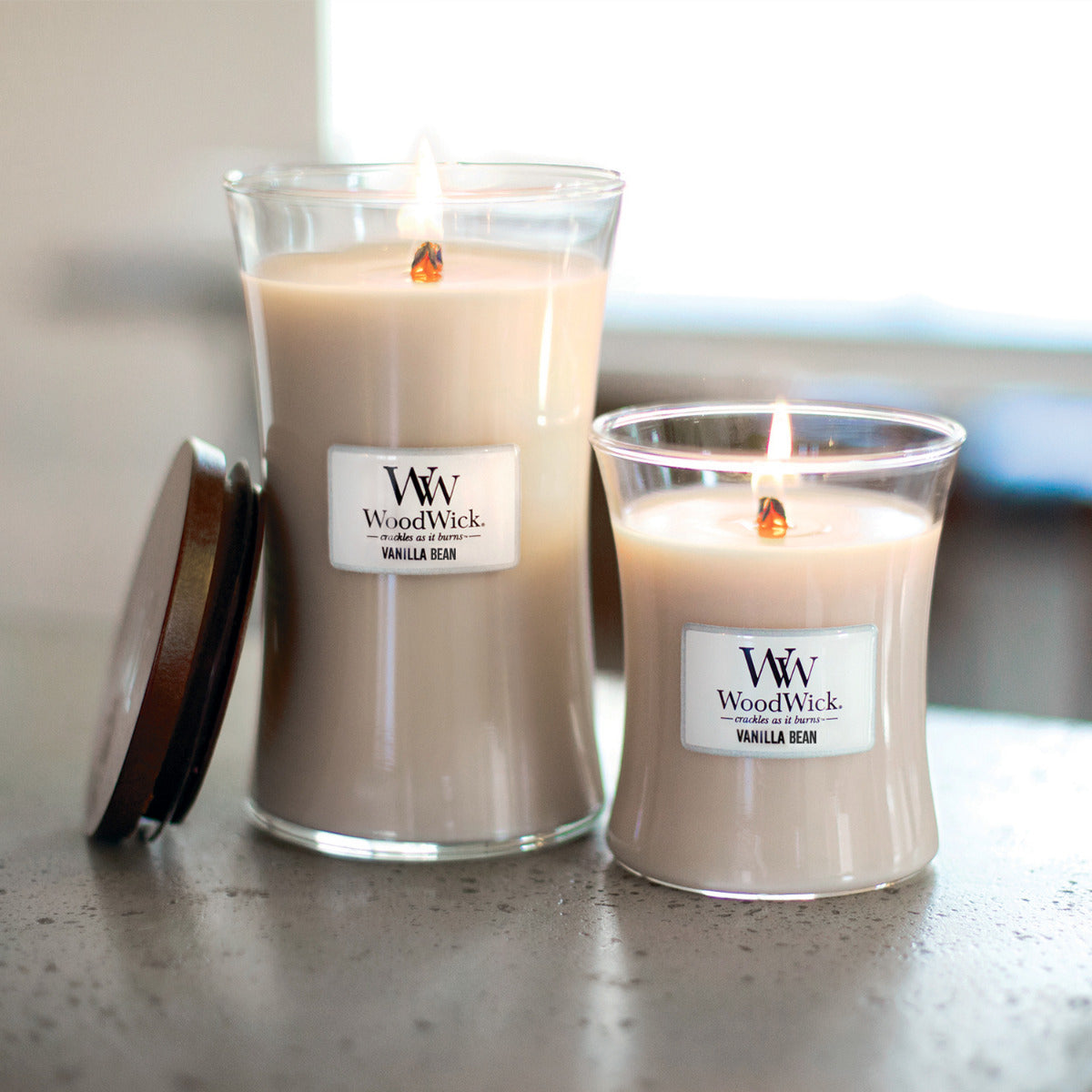 WOODWICK CANDLE LARGE VANILLA BEAN