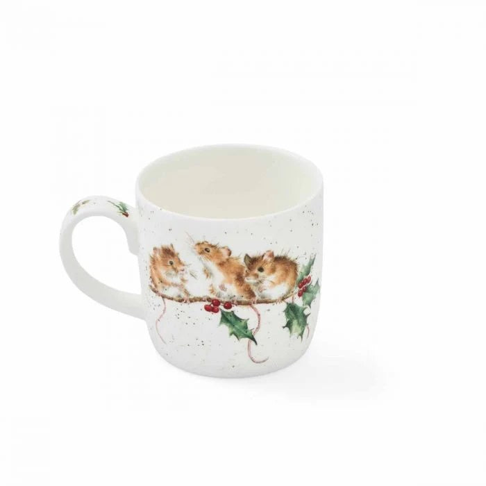 ROYAL WORCESTER WRENDALE CHRISTMAS MUG WINTER MICE