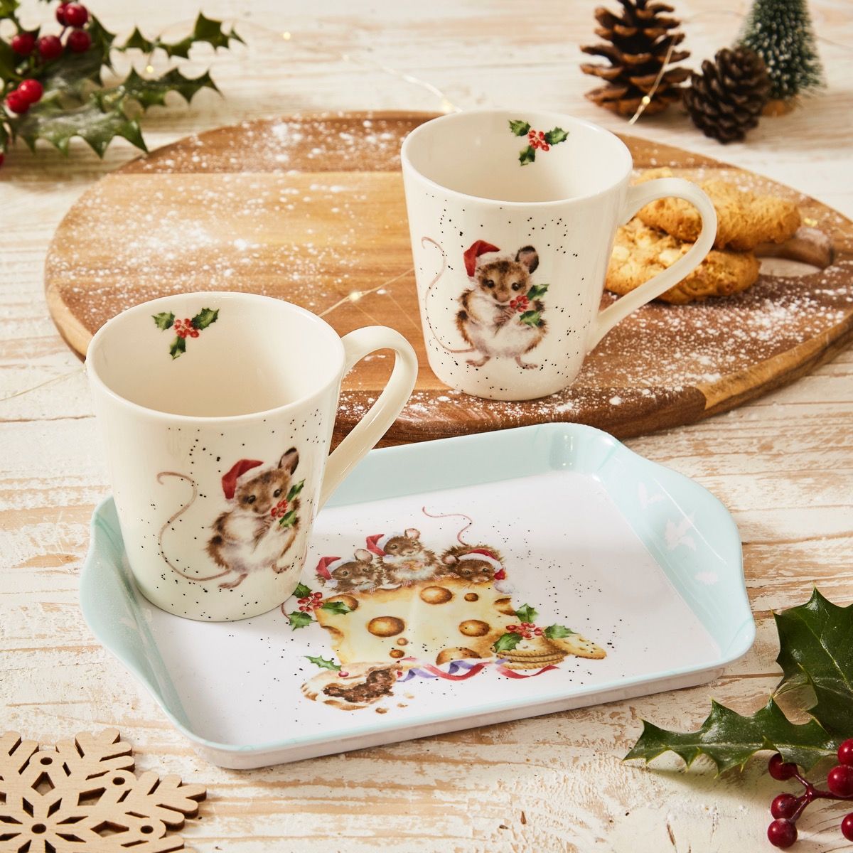 ROYAL WORCESTER WRENDALE CHRISTMAS MUGS & TRAY SET HOLLY JOLLY MICE