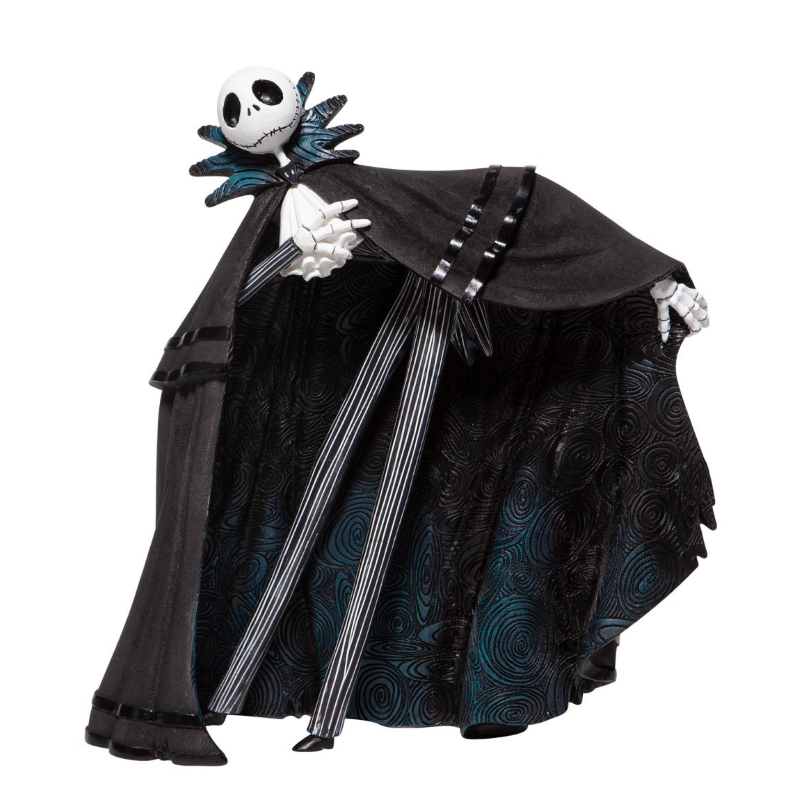 DISNEY SHOWCASE JACK SKELLINGTON WITH CAPE 18.5CM