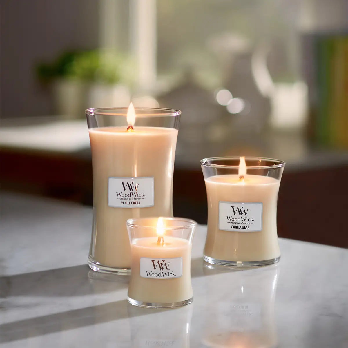 WoodWick Candle Medium Vanilla Bean