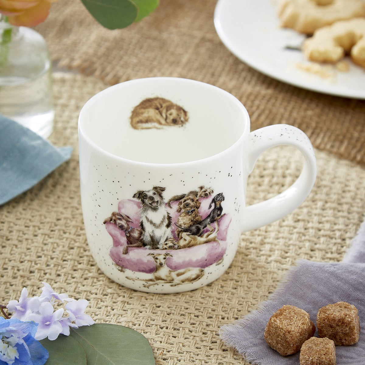 ROYAL WORCESTER WRENDALE MUG DOGS 'MOVIE NIGHT'