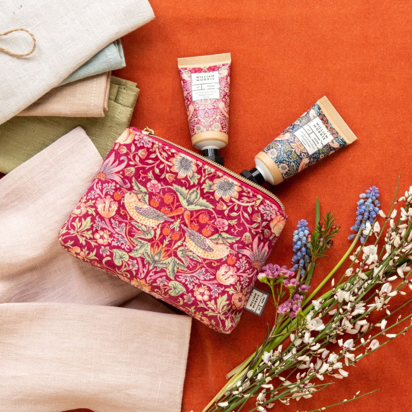 William Morris at Home Strawberry Thief Hand Care Set