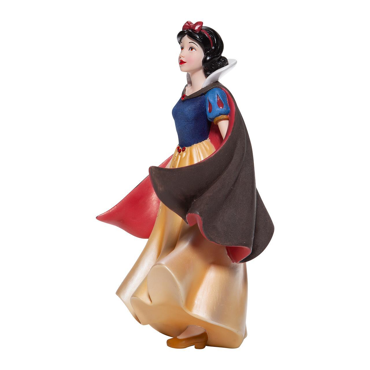 DISNEY SHOWCASE SNOW WHITE WITH CAPE IN WIND