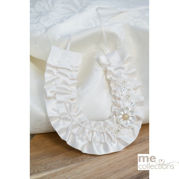 Wedding Charm Horseshoe Satin With Floral Trim In Lace