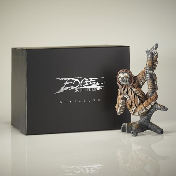 EDGE SCULPTURE MINIATURE SLOTH