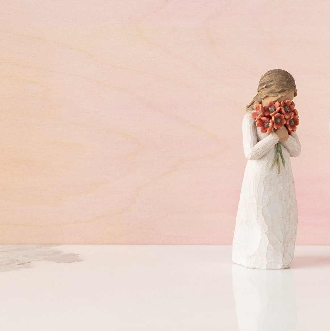 WILLOW TREE - SURROUNDED BY LOVE