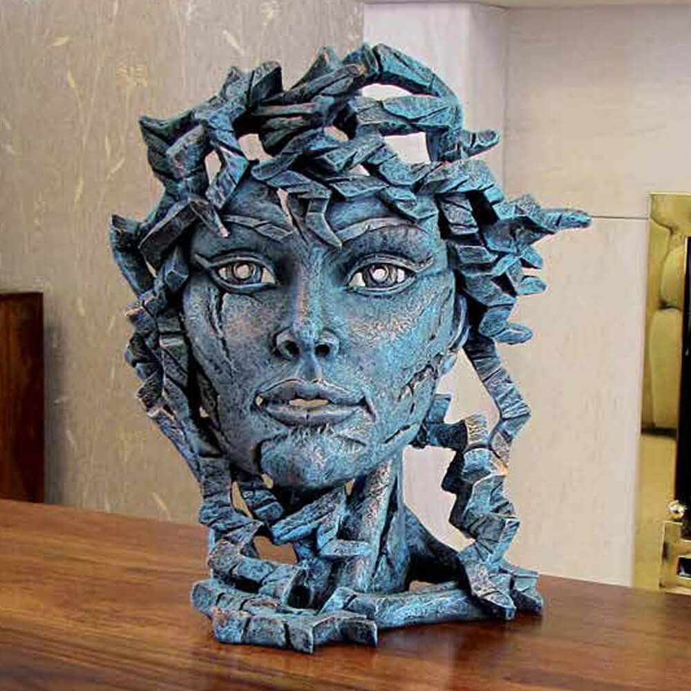 EDGE SCULPTURE BUST VENUS FIGURINE