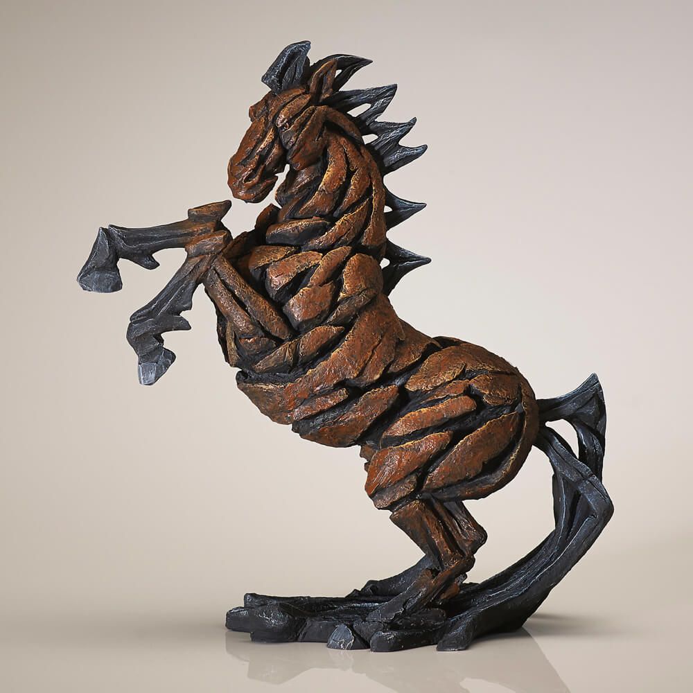 EDGE SCULPTURE HORSE FIGURE