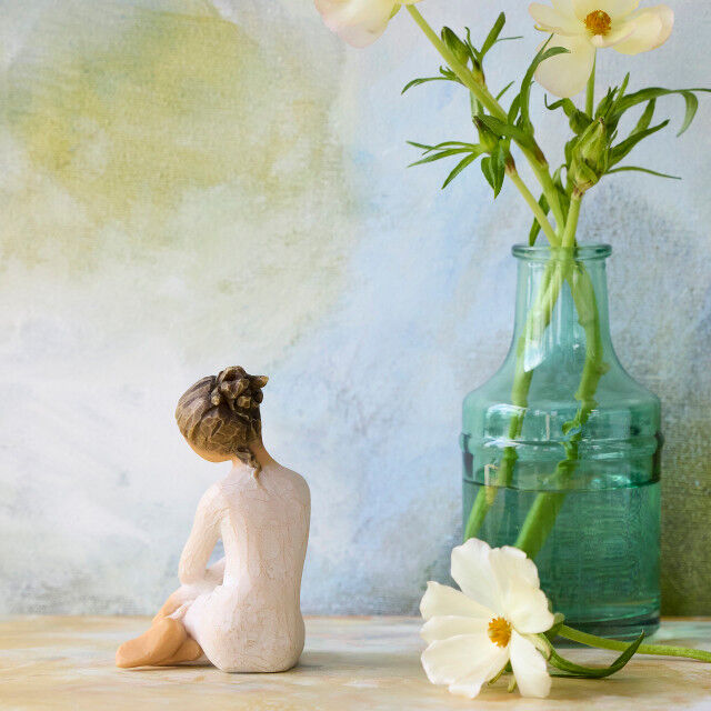 WILLOW TREE - SERENITY