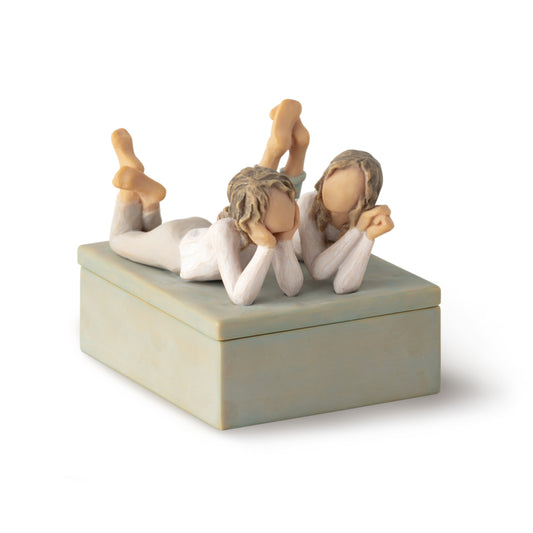 WILLOW TREE - FRIENDS FOREVER KEEPSAKE BOX