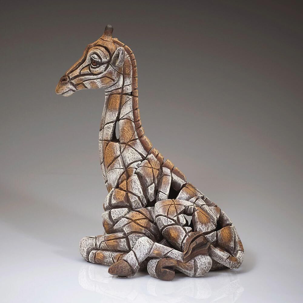 EDGE SCULPTURE GIRAFFE CALF FIGURE