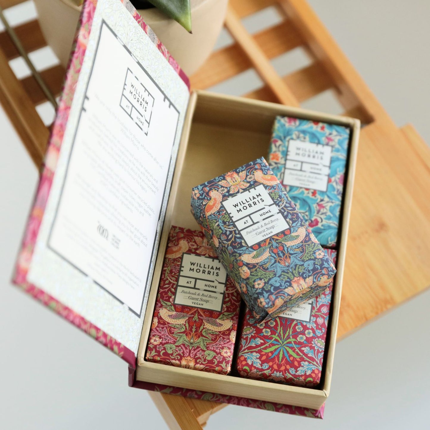 William Morris at Home Strawberry Thief Guest Soaps