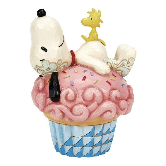 PEANUTS BY JIM SHORE SNOOPY & WOODSTOCK LAYING ON CUPCAKE
