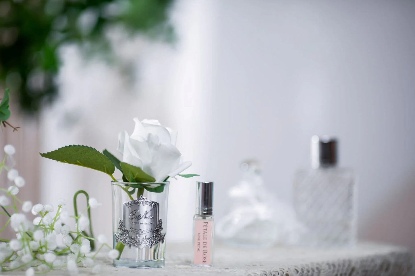 Cote Noire Rose Bud Perfumed Natural Touch Ivory White Clear Glass With Silver Crest