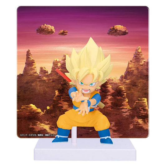 DRAGON BALL DAIMA SON GOKU MINI II WITH PANEL STATUE