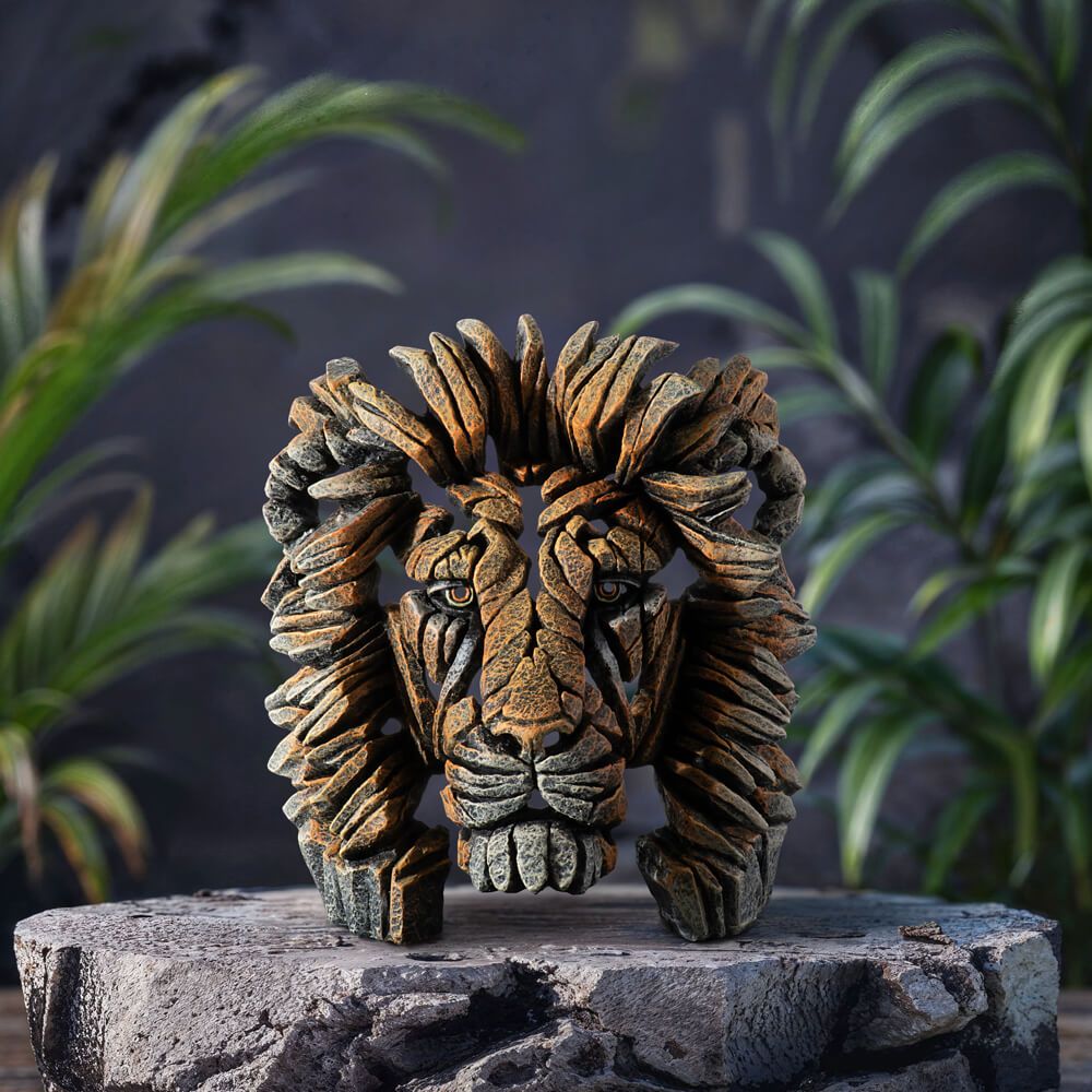 Edge Sculpture Lion Bust Miniature Figure