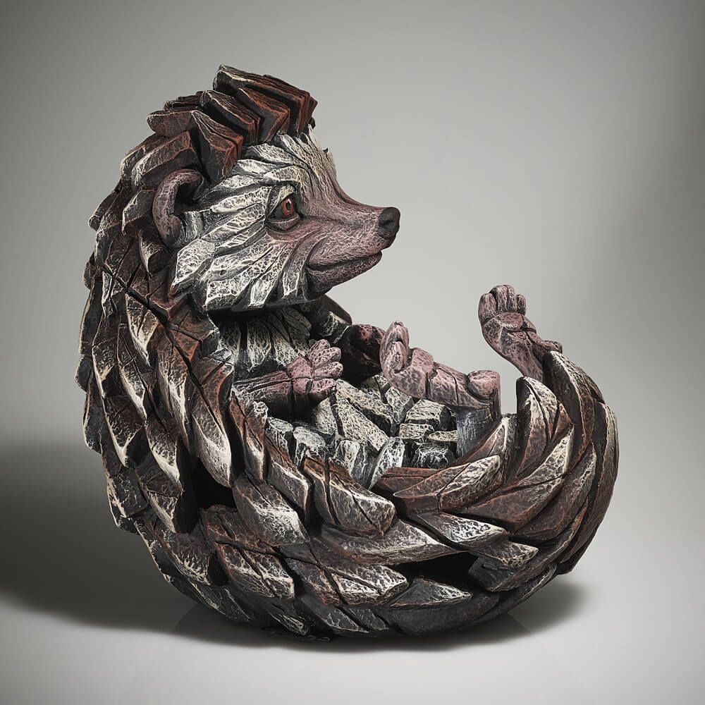 EDGE SCULPTURE HEDGEHOG FIGURE