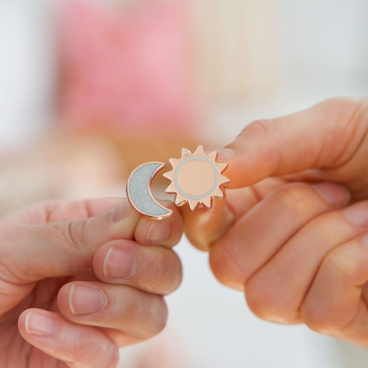 Keepsake Pin Forever Connected Mum & Daughter